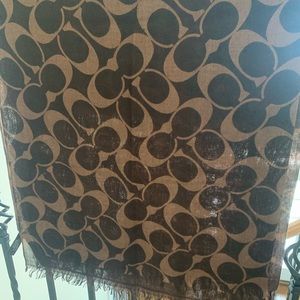 Coach scarf/wrap